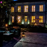Le Clos De - 2 De Charme 5 étoiles - Le Caribou&le Hermione Landrais