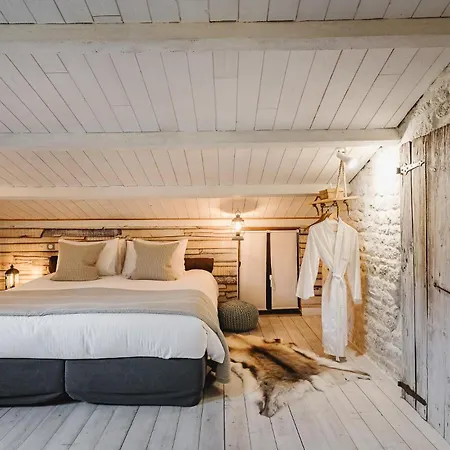 Vakantiehuis Le Clos De - 2 De Charme 5 Etoiles - Le Caribou & Le Hermione