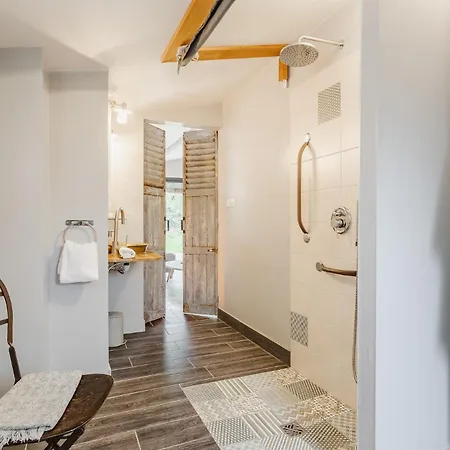 Le Clos De - 2 De Charme 5 Etoiles - Le Caribou & Le Hermione Vakantiehuis Landrais