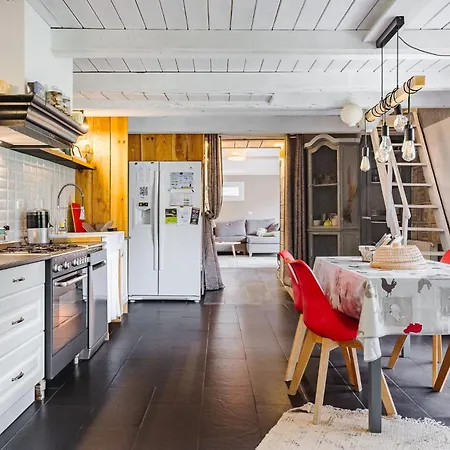 Le Clos De - 2 De Charme 5 Etoiles - Le Caribou & Le Hermione