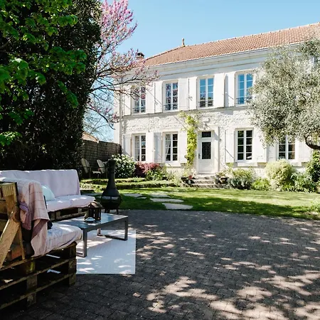 Le Clos De - 2 De Charme 5 Etoiles - Le Caribou & Le Hermione *