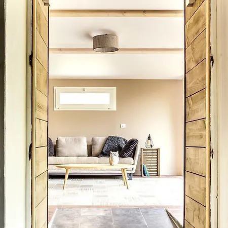 Le Clos De - 2 De Charme 5 Etoiles - Le Caribou & Le Hermione Vakantiehuis *