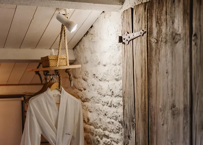 Semesterbostad Le Clos De - 2 De Charme 5 Etoiles - Le Caribou & Le Hermione Landrais