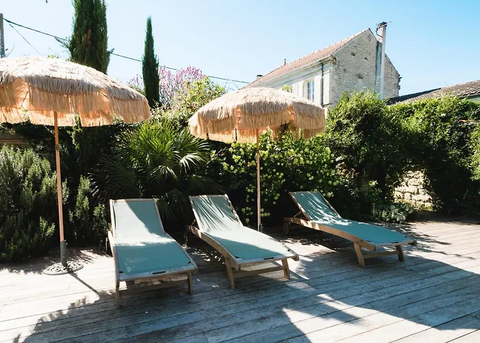 Le Clos De - 2 De Charme 5 Etoiles - Le Caribou & Le Hermione Landrais