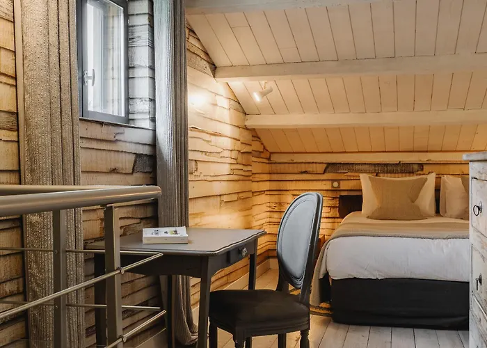 Le Clos De - 2 De Charme 5 Etoiles - Le Caribou & Le Hermione Landrais