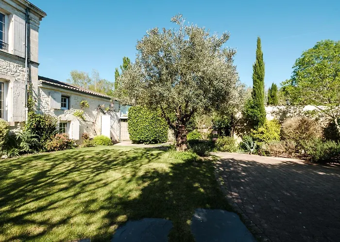 Le Clos De - 2 De Charme 5 Etoiles - Le Caribou & Le Hermione Semesterbostad *