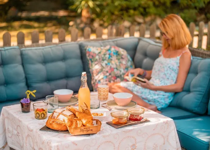 Le Clos De - 2 De Charme 5 Etoiles - Le Caribou & Le Hermione Semesterbostad