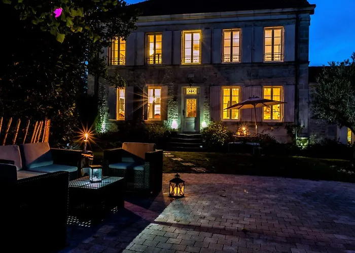 Le Clos De - 2 De Charme 5 Etoiles - Le Caribou & Le Hermione Landrais